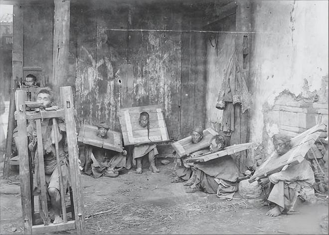 毙虎百姓：晚清照片里的社会切片AG真人旗人婚礼、蒙古郡王、(图6)